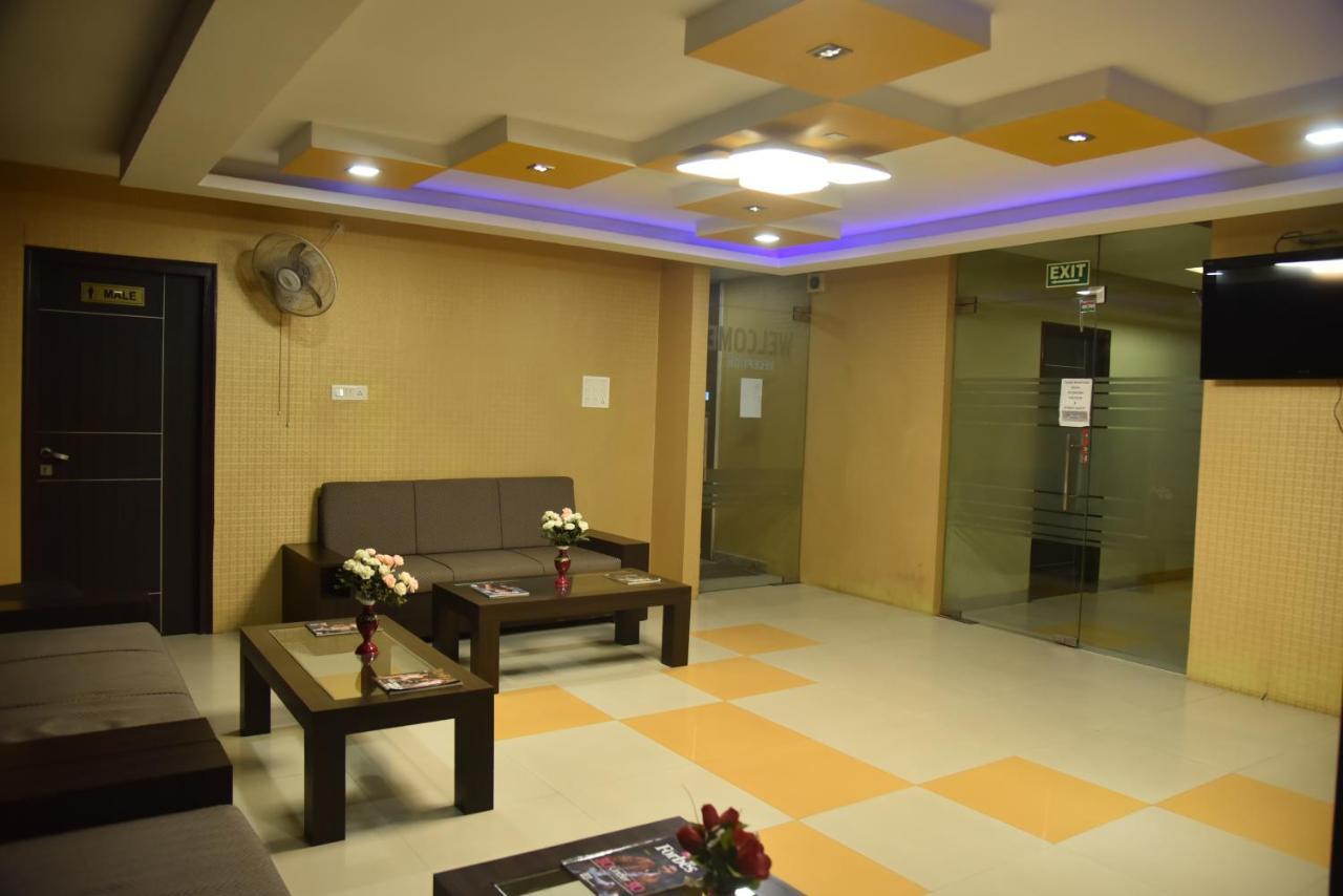 Hotel Nexus L Hotels In Charbagh Lucknow Exterior foto
