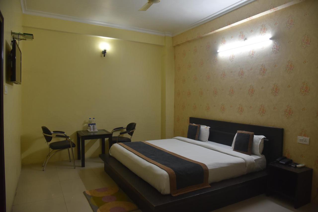 Hotel Nexus L Hotels In Charbagh Lucknow Exterior foto
