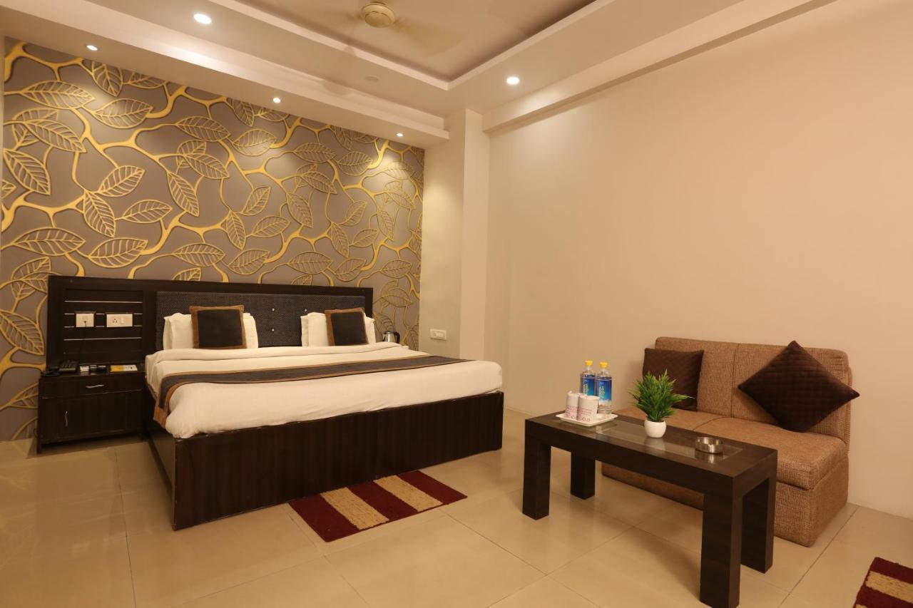Hotel Nexus L Hotels In Charbagh Lucknow Exterior foto