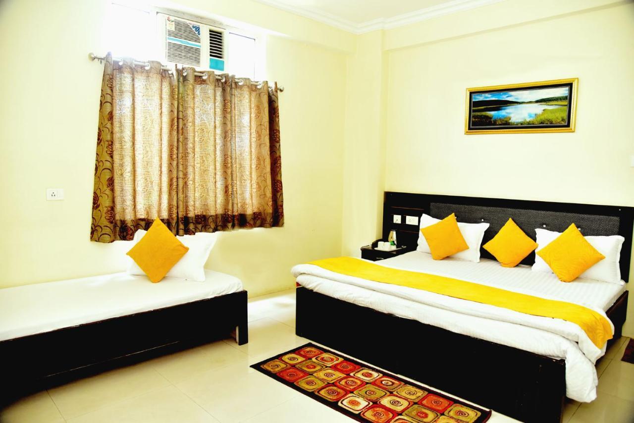 Hotel Nexus L Hotels In Charbagh Lucknow Exterior foto