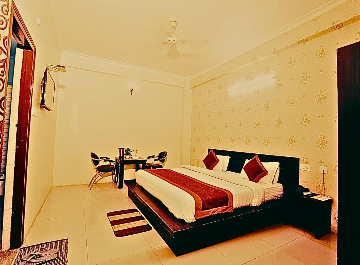 Hotel Nexus L Hotels In Charbagh Lucknow Exterior foto